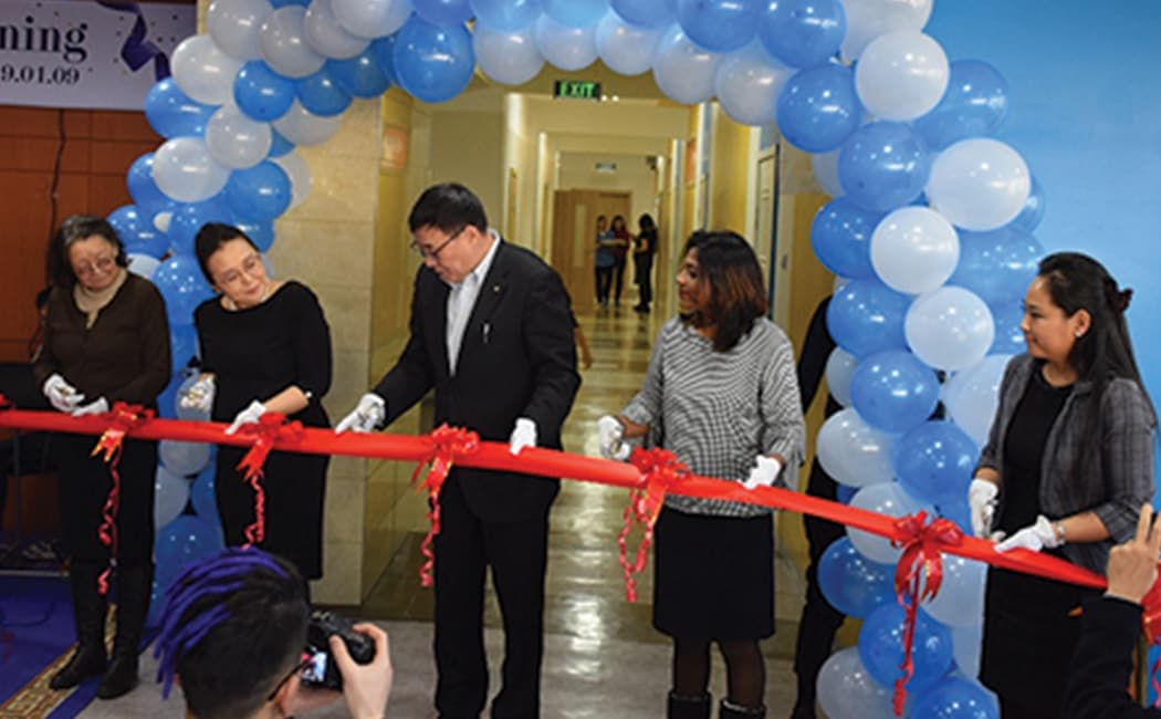 Ачаръя Шинэ Монгол англи хэлний сургалтын төвийг нээв