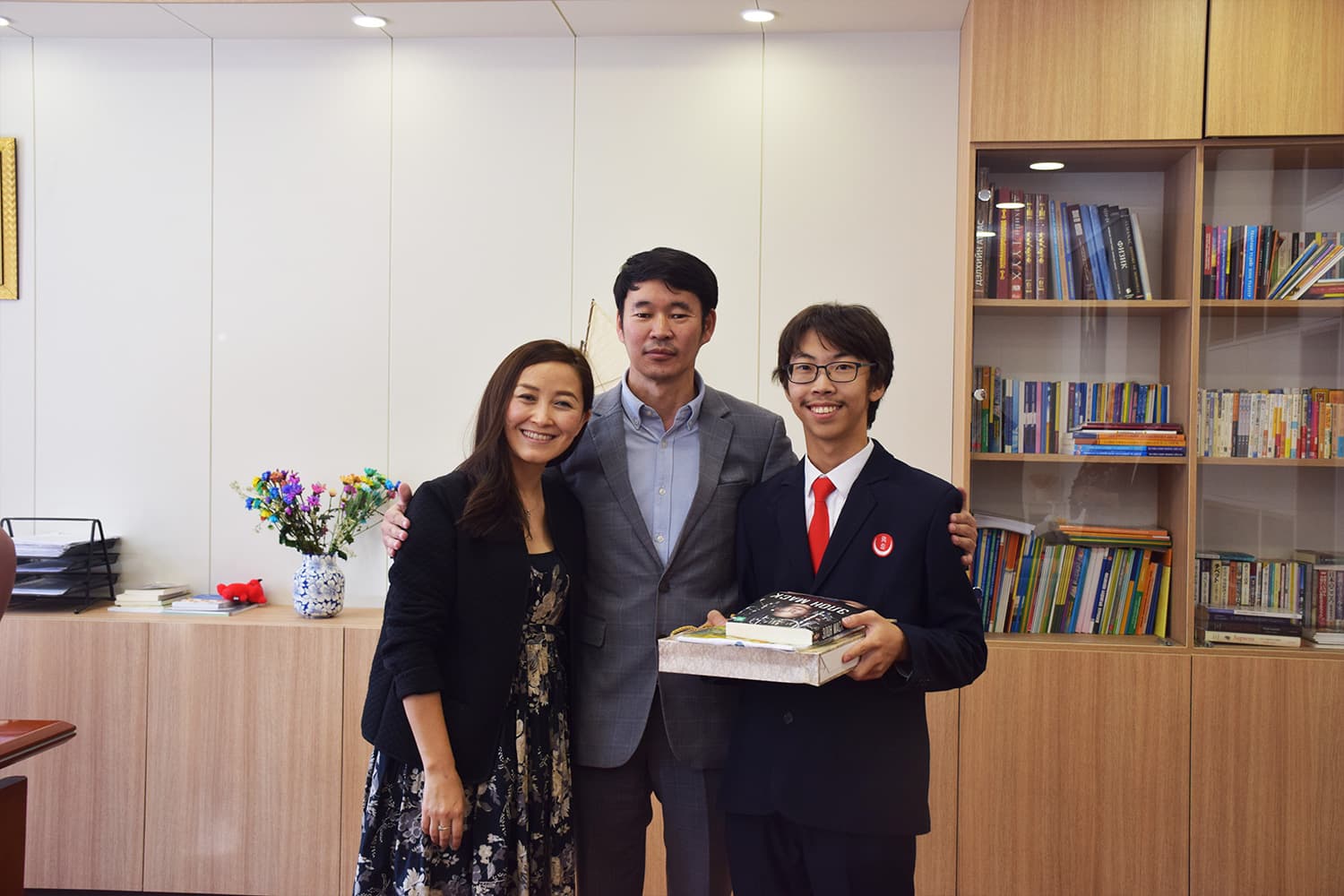 Сурагч О.Мишээл Олон Улсын Математикийн олимпиадаас алтан медаль хүртэв