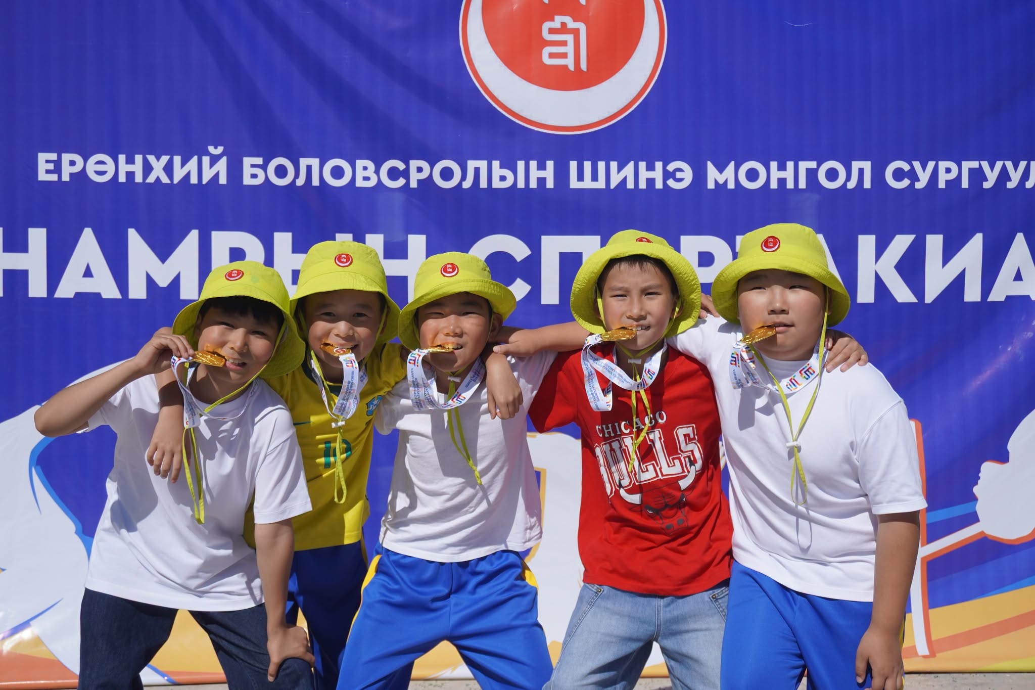 2026–2027 оны хичээлийн жилийн Шинэ Монгол ахлах, дунд, бага сургуулийн “НАМРЫН СПАРТАКИАД” спорт өдөрлөг амжилттай зохион байгуулагдлаа.